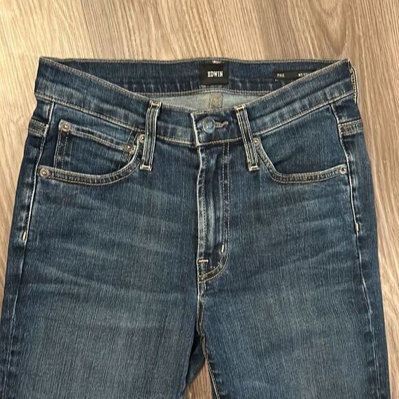 PREMIUM EDWIN PIXIE MID RISE SKINNY JEANS IN DARKER WASH SIZE 24 FROM EVEREVE - Picture 4 of 9